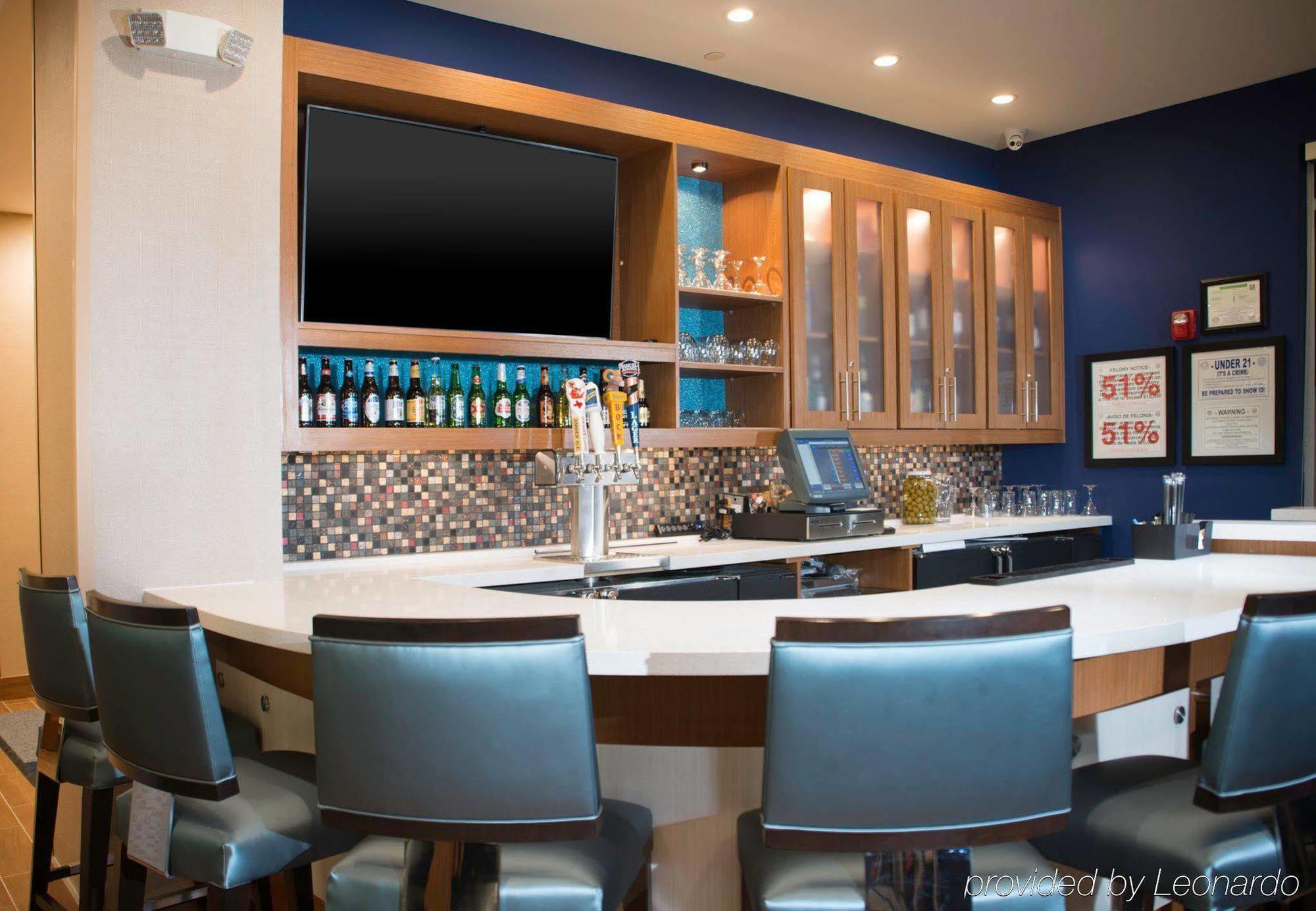Springhill Suites By Marriott Houston Westchase Exterior photo