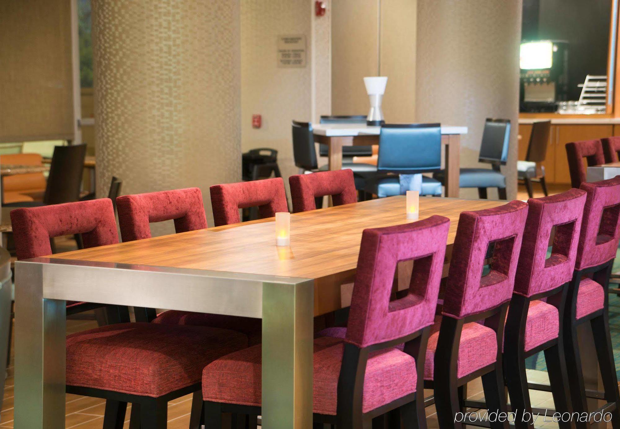 Springhill Suites By Marriott Houston Westchase Exterior photo